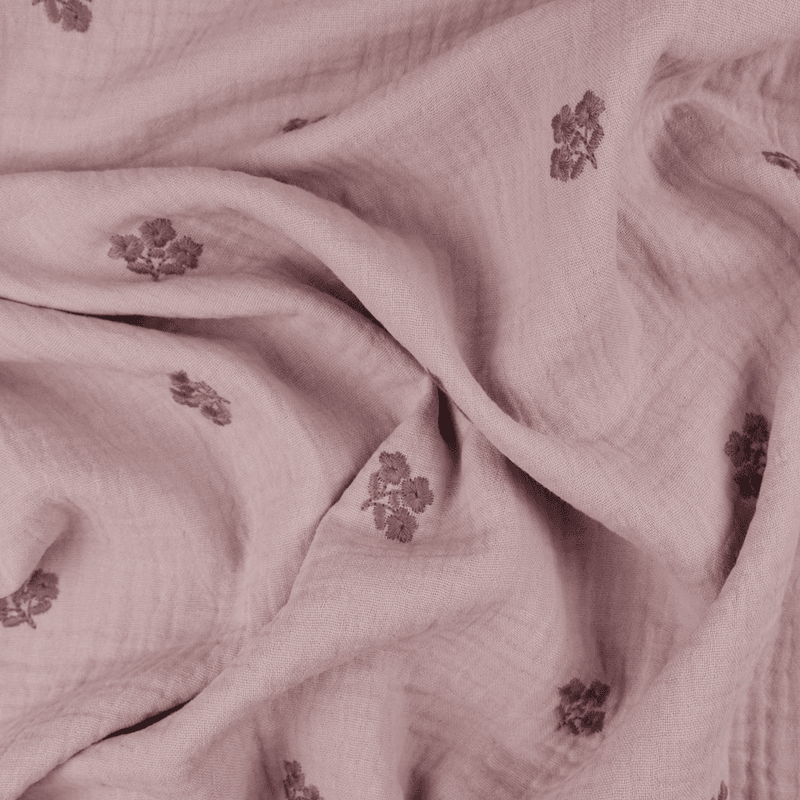 Fleur Dusty Pink - Brodert Musselin