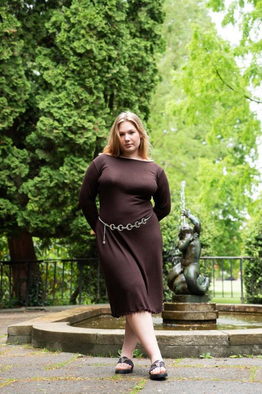 Wavy Hem Dress x Slim Sleeve - Puff and Pencil