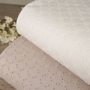 Hovedbilde Bea Naturhvit - Brodert Jersey